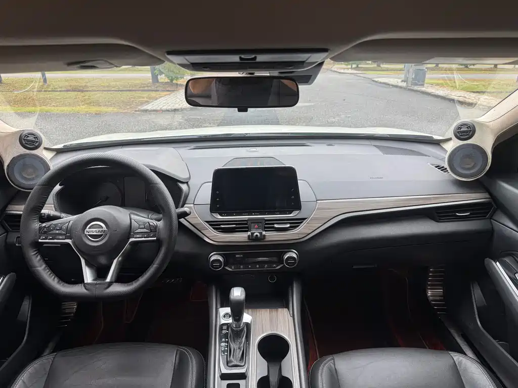 Nissan Teana — миниатюра 6