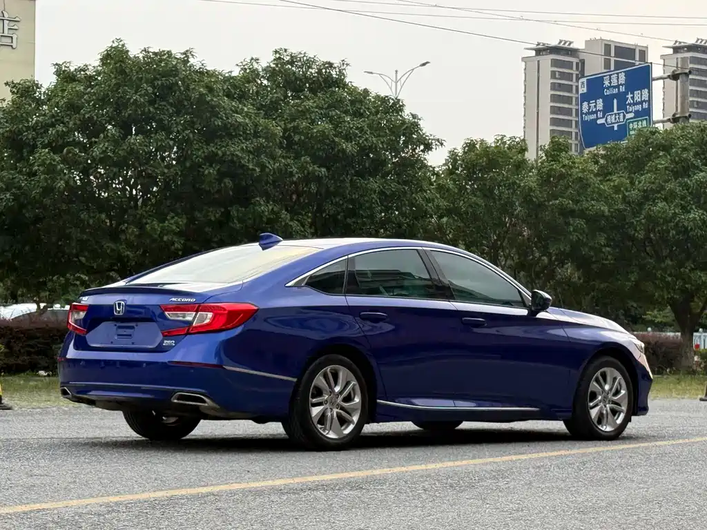Honda Accord — миниатюра 20