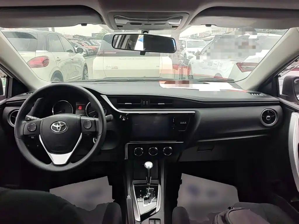 Toyota Corolla — миниатюра 10