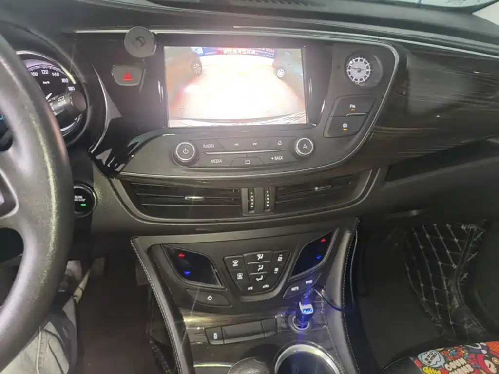 Buick Envision Plus — миниатюра 13