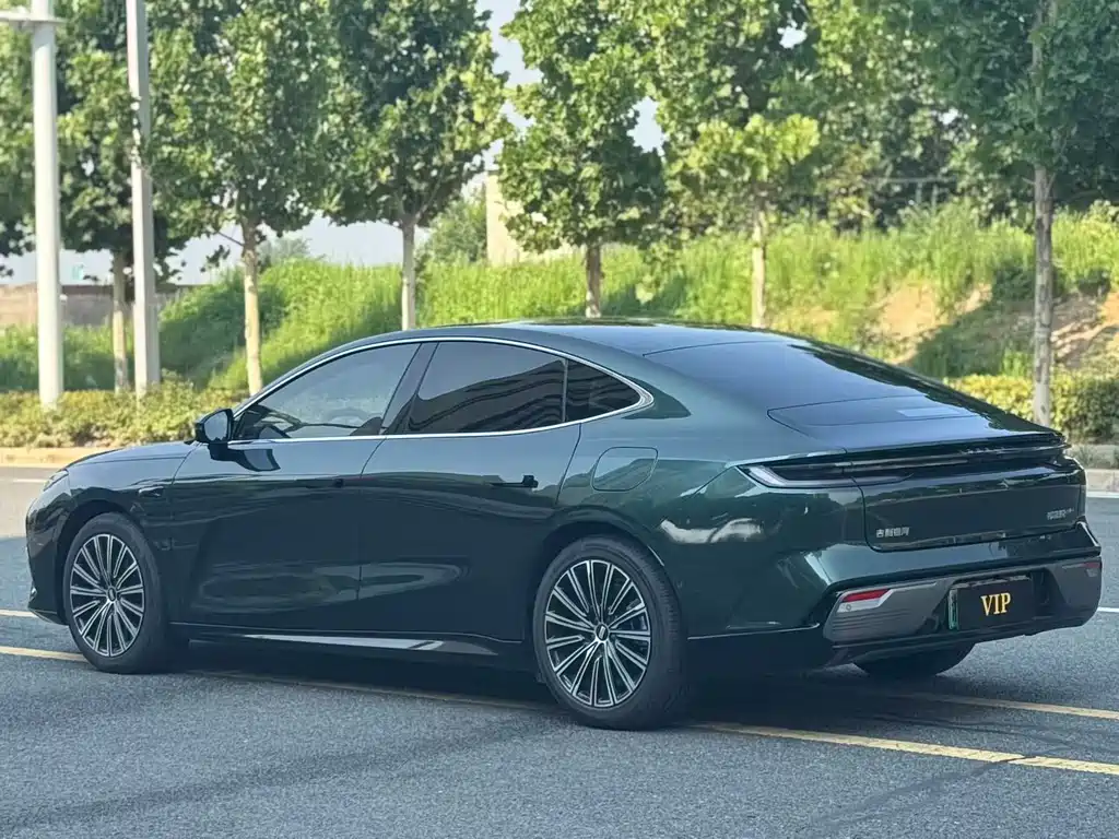Geely Galaxy Galaxy 8 8 2025 130km EM-i Flagship