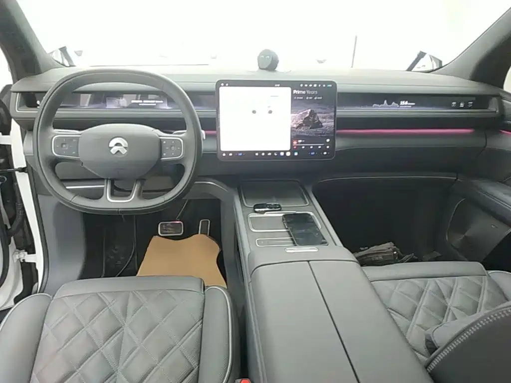 NIO ES8 2026 мест Executive