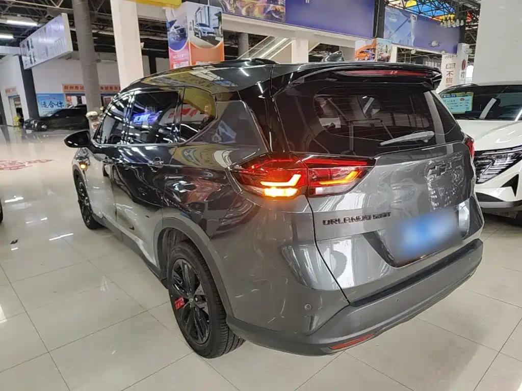 Chevrolet Volando — миниатюра 5