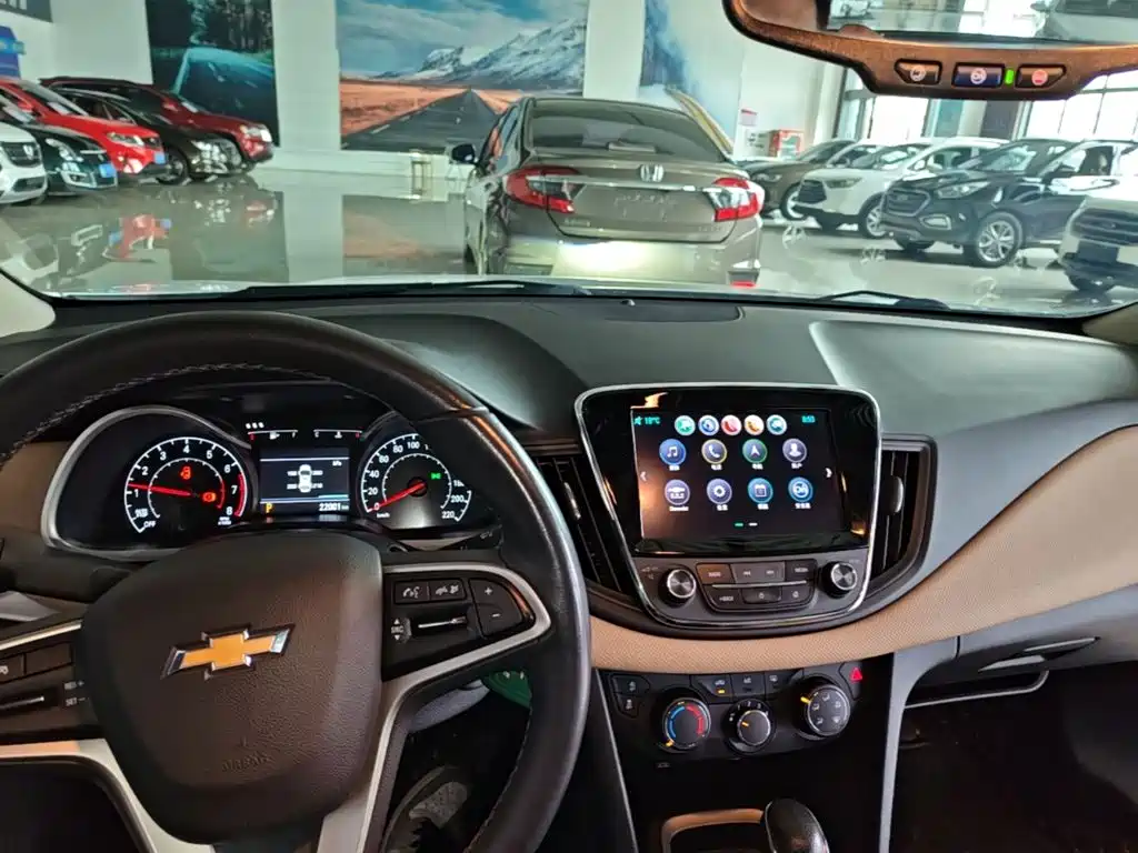 Chevrolet Monza — миниатюра 10
