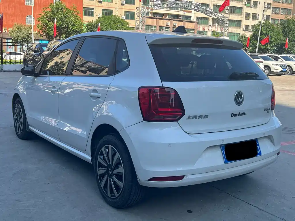 Volkswagen Polo — миниатюра 7
