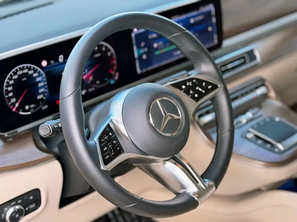 Mercedes-Benz V-Class — миниатюра 8