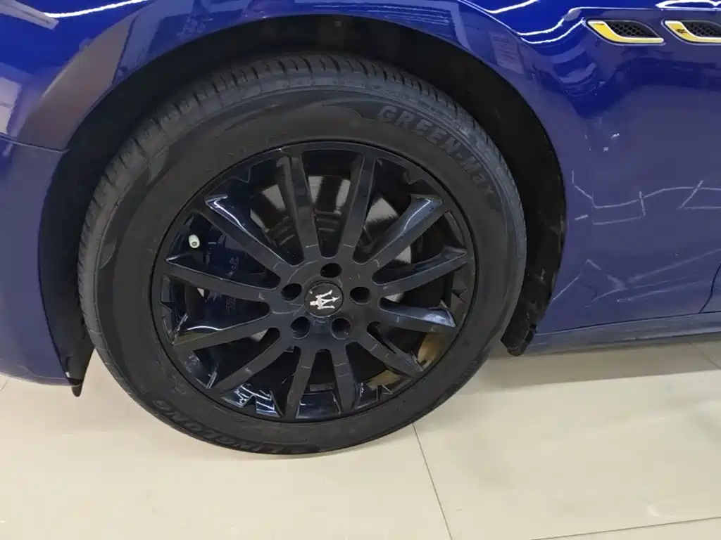 Maserati Ghibli — миниатюра 23