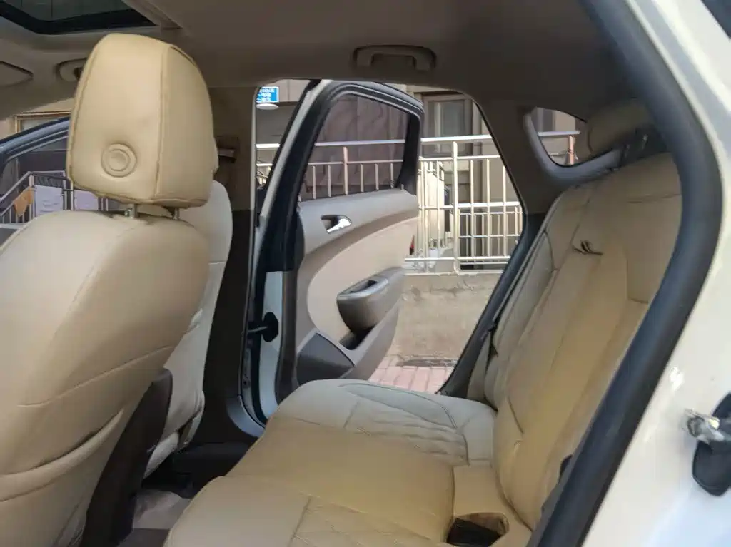 Buick Excelle — миниатюра 14