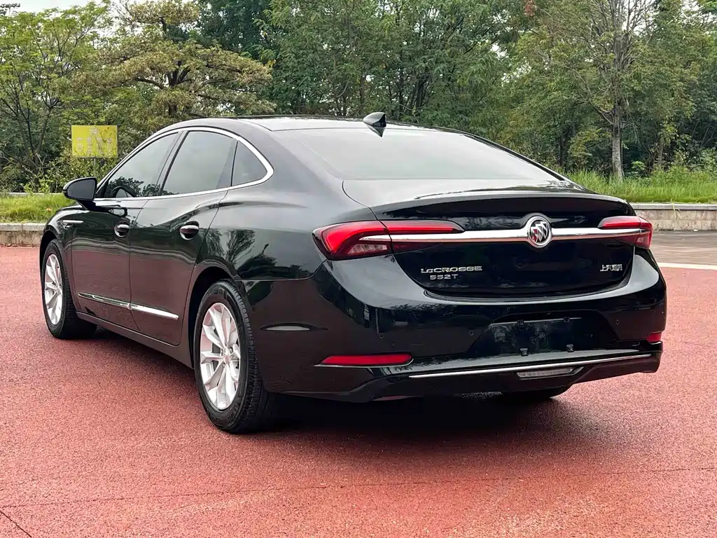 Buick LaCrosse — миниатюра 4
