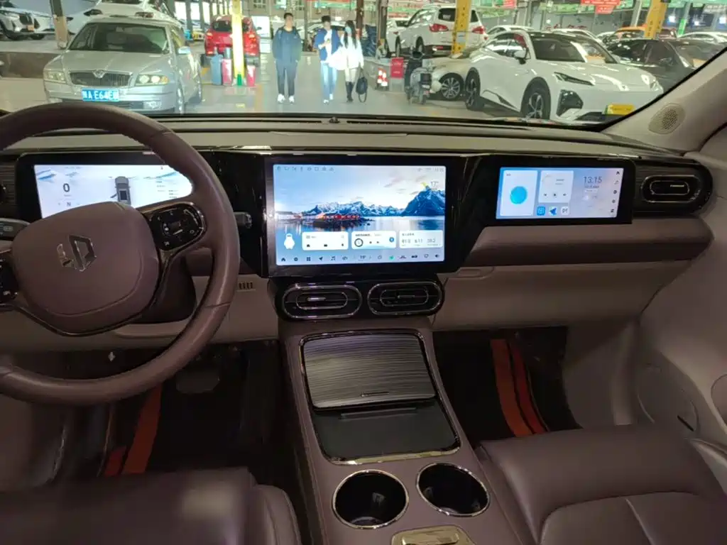 Leapmotor Leapmotor C11 — миниатюра 13