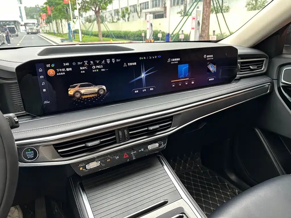 Ford Explorer — миниатюра 16