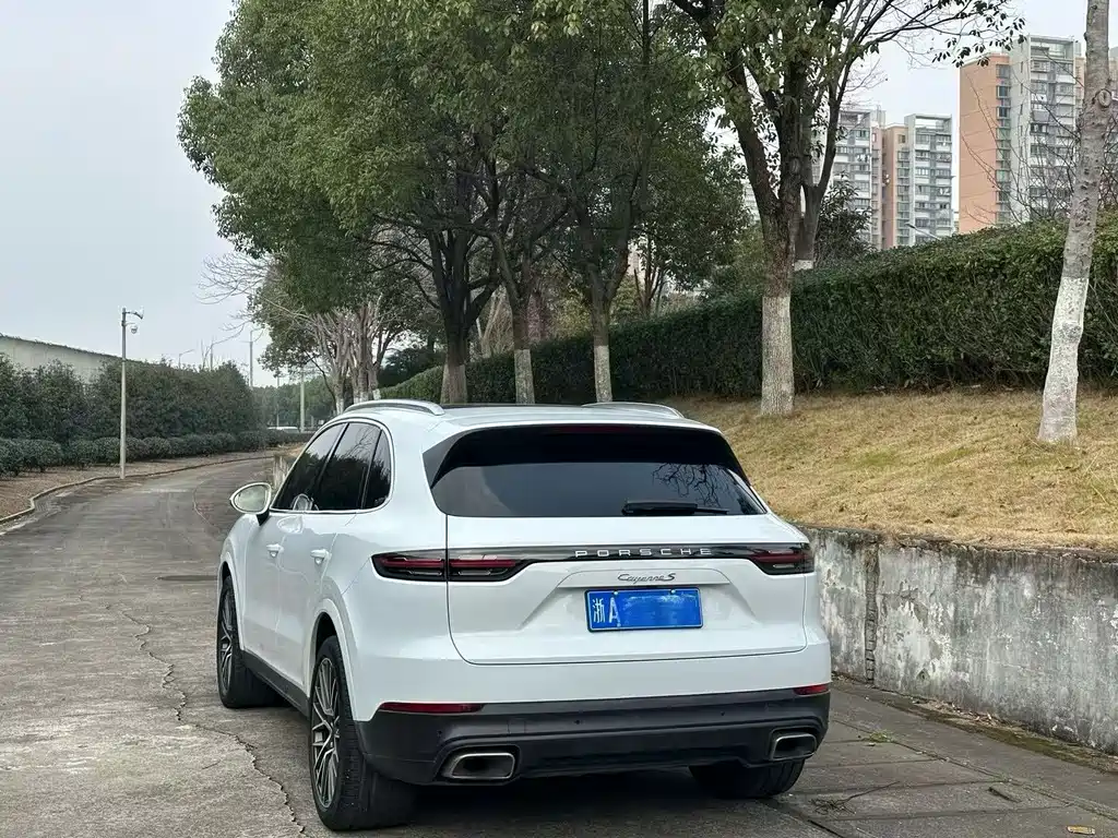 Porsche Cayenne 2018 Cayenne 3.0T
