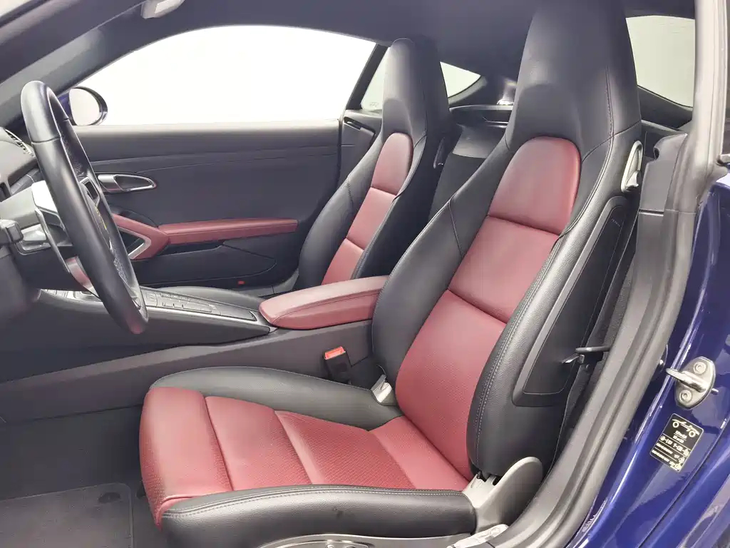 Porsche 718 2022 Cayman 2.0T