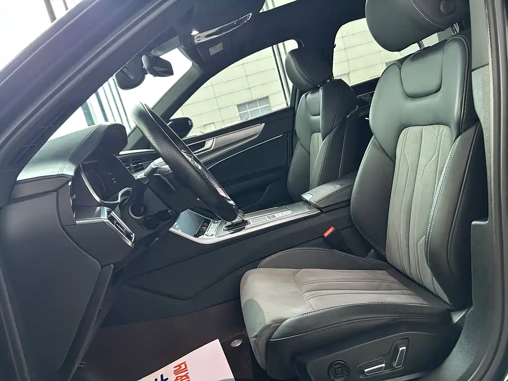 Audi A6L 2024 45 TFSI
