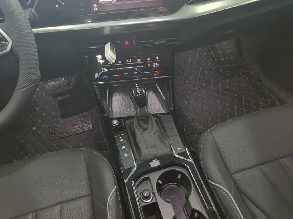 Volkswagen Passat — миниатюра 14