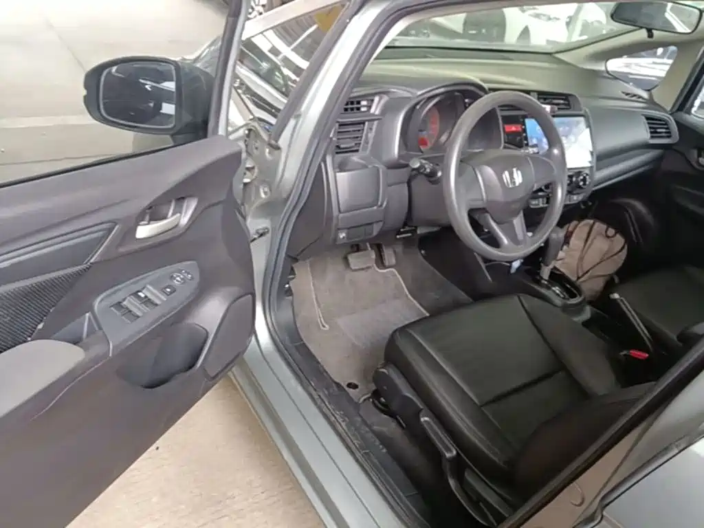 Honda Fit — миниатюра 16