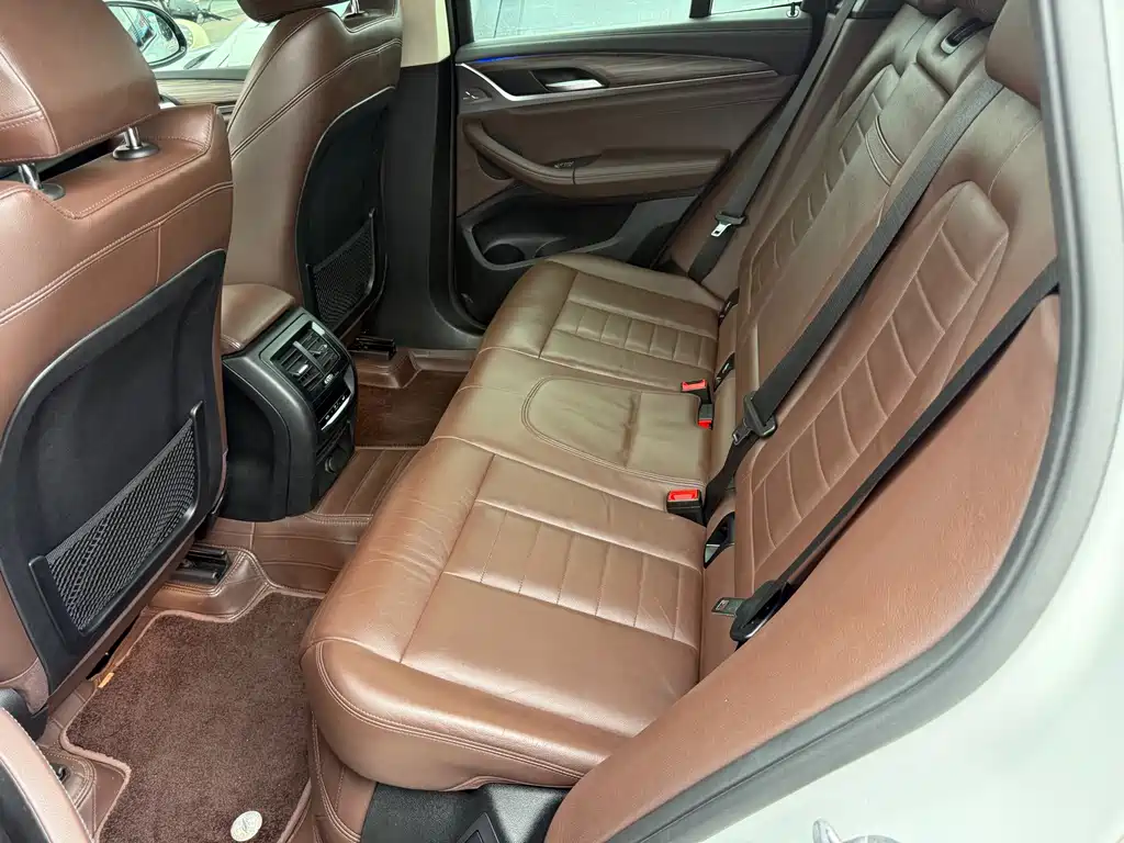 BMW X3 — миниатюра 9