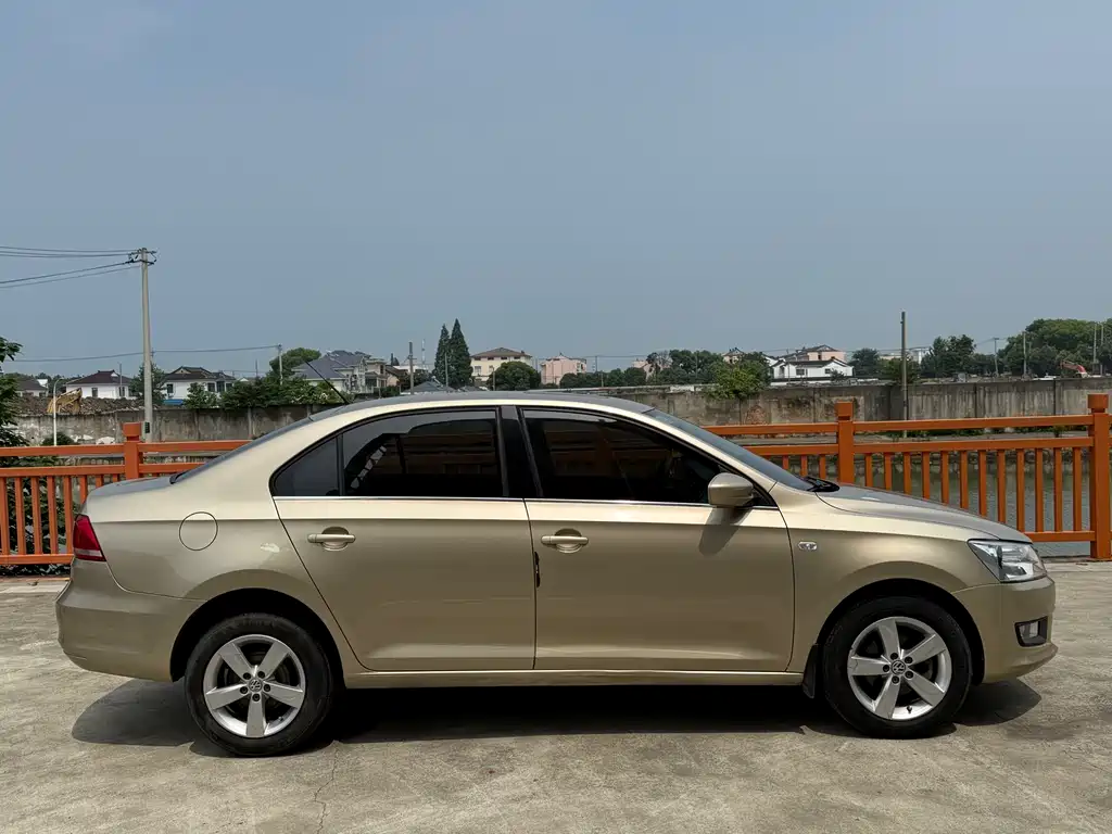 Volkswagen Santana 2015 1.6L AT Comfort