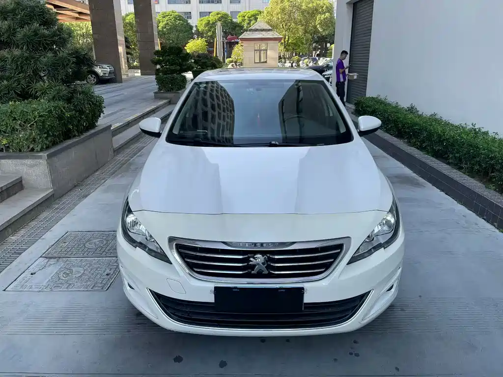 Peugeot 408 — миниатюра 2