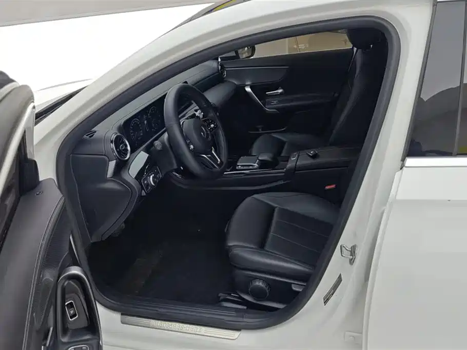 Mercedes-Benz A-Class A 2021 A 180 L Sport
