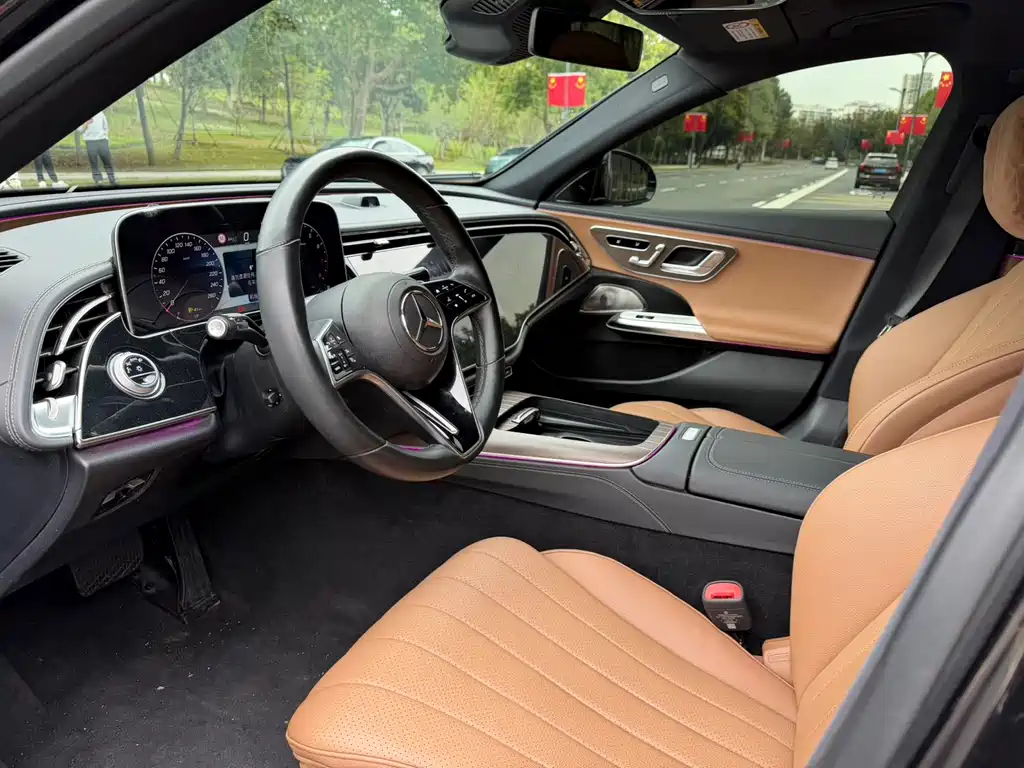 Mercedes-Benz E-Class — миниатюра 4