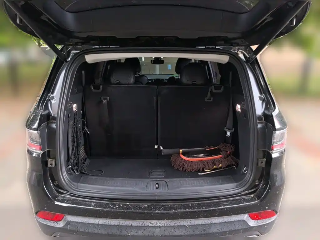 Jeep Grand Commander — миниатюра 20