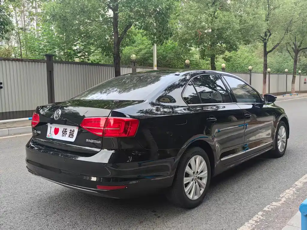 Volkswagen Sagitar — миниатюра 5