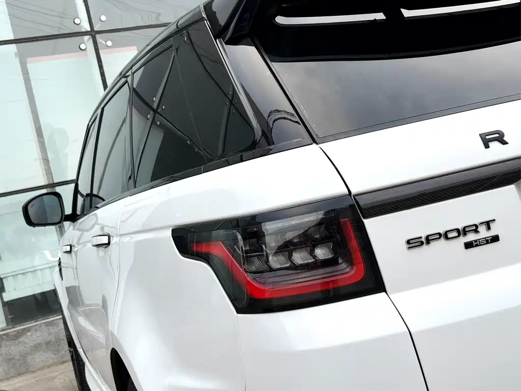 Land Rover Range Rover Sport 2021 3.0 L6 HST