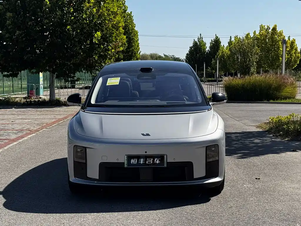 Li Auto Li i8 — миниатюра 2