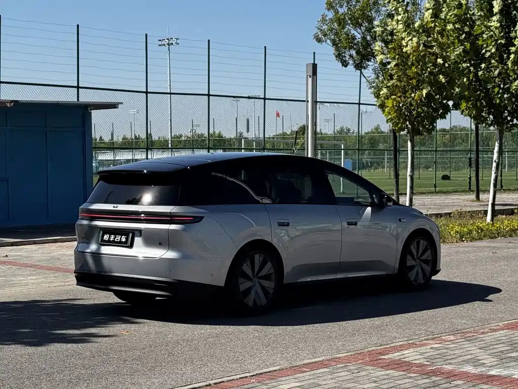 Li Auto Li i8 — миниатюра 5