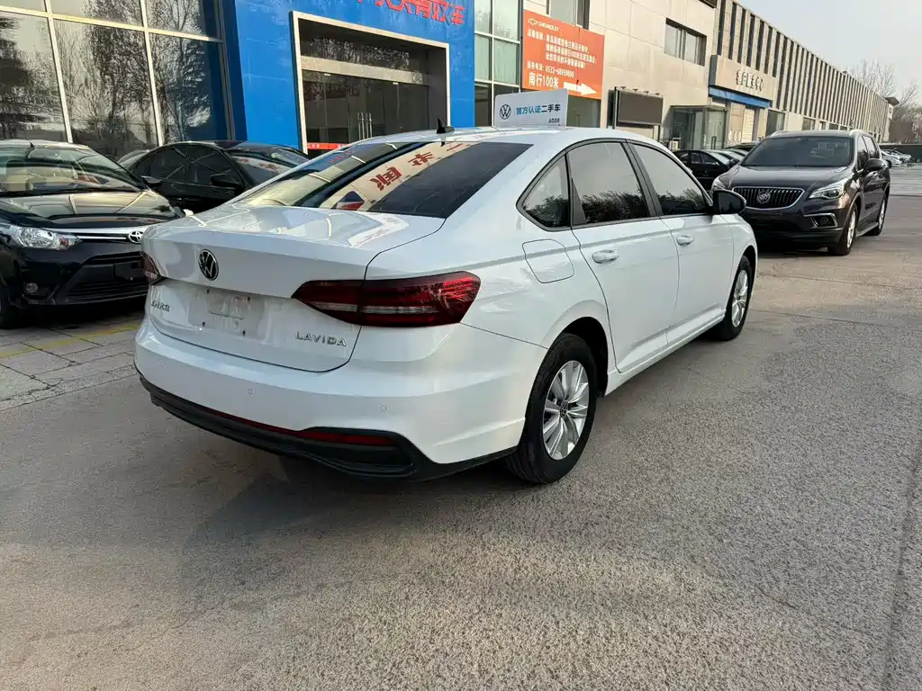 VOLKSWAGEN LAVIDA