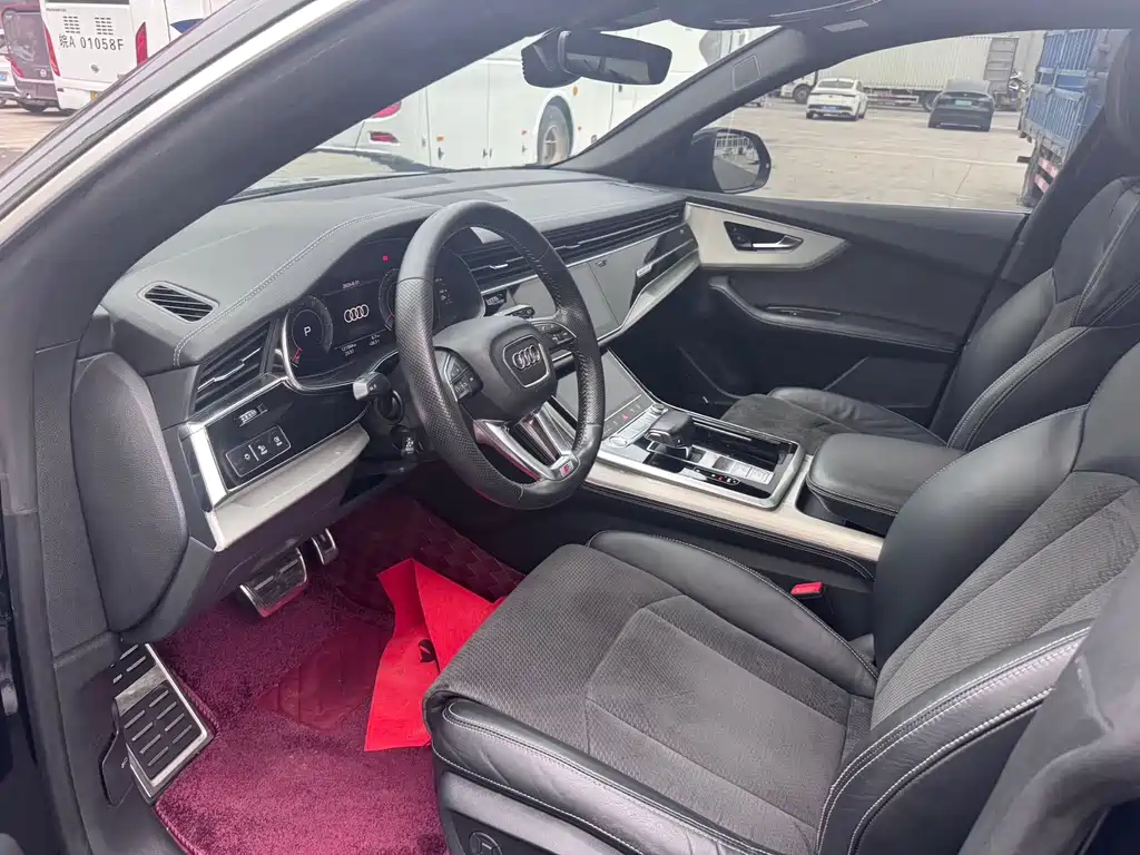 Audi Q8 — миниатюра 4