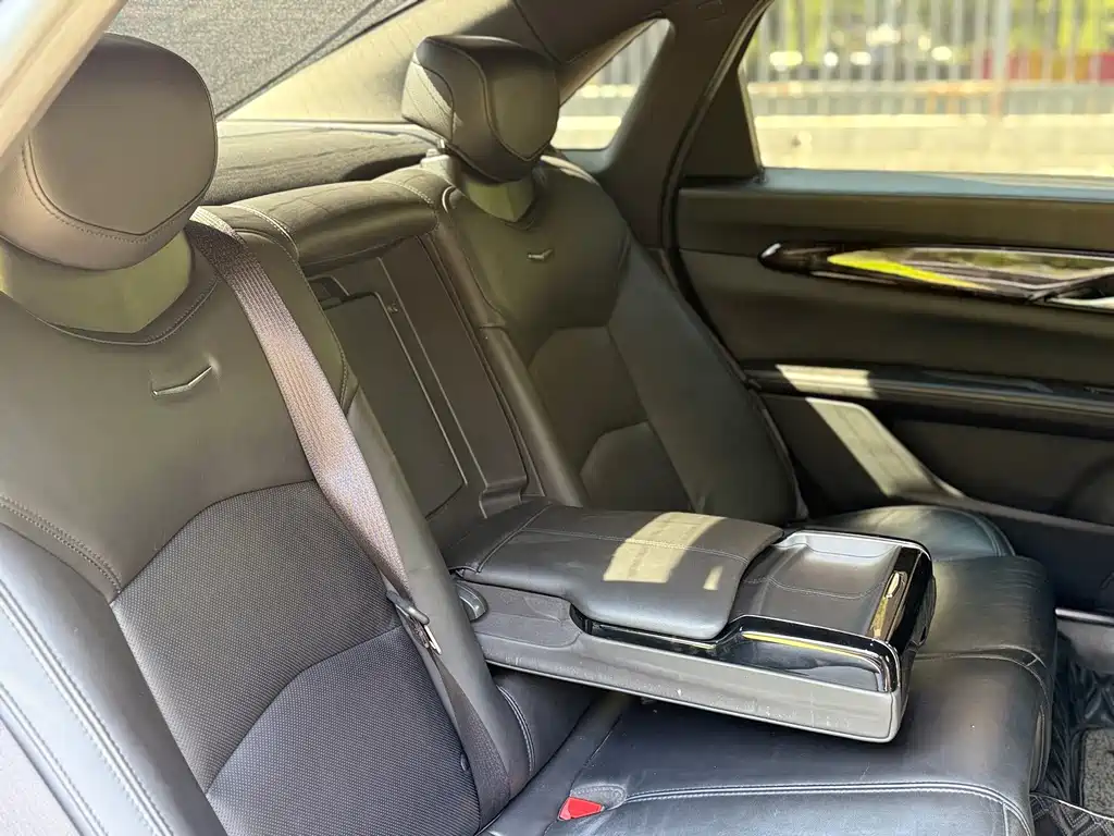 Cadillac CT6 — миниатюра 18