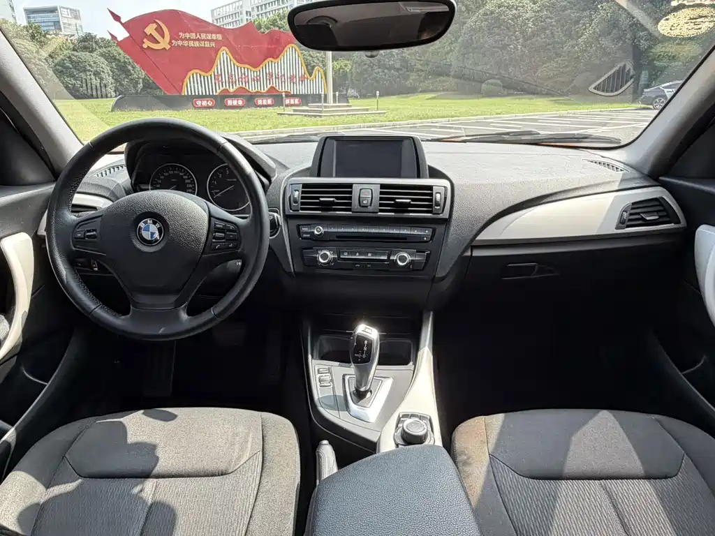 BMW 1 Series (Import) — миниатюра 11