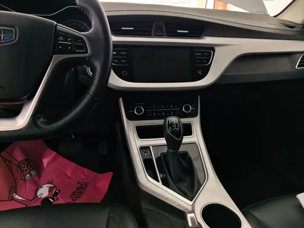 Geely Vision — миниатюра 13