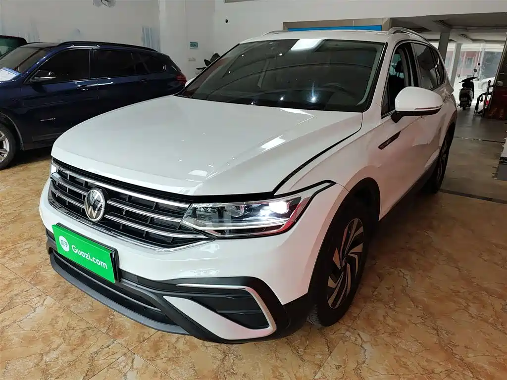 Volkswagen Tiguan L 2022