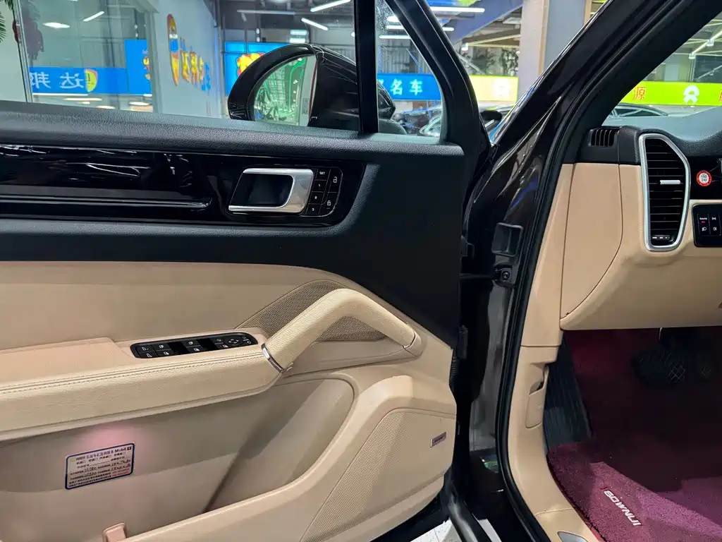 Porsche Cayenne 2019 Cayenne 3.0T