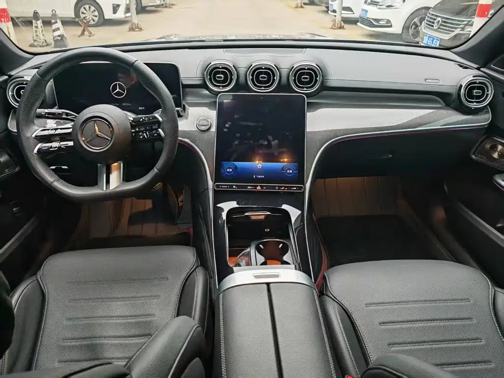 Mercedes-Benz C-Class — миниатюра 4