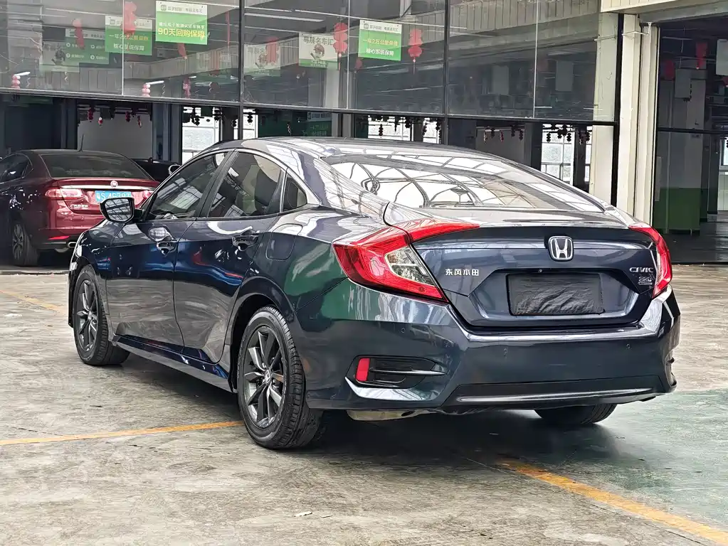 Honda Civic — миниатюра 11