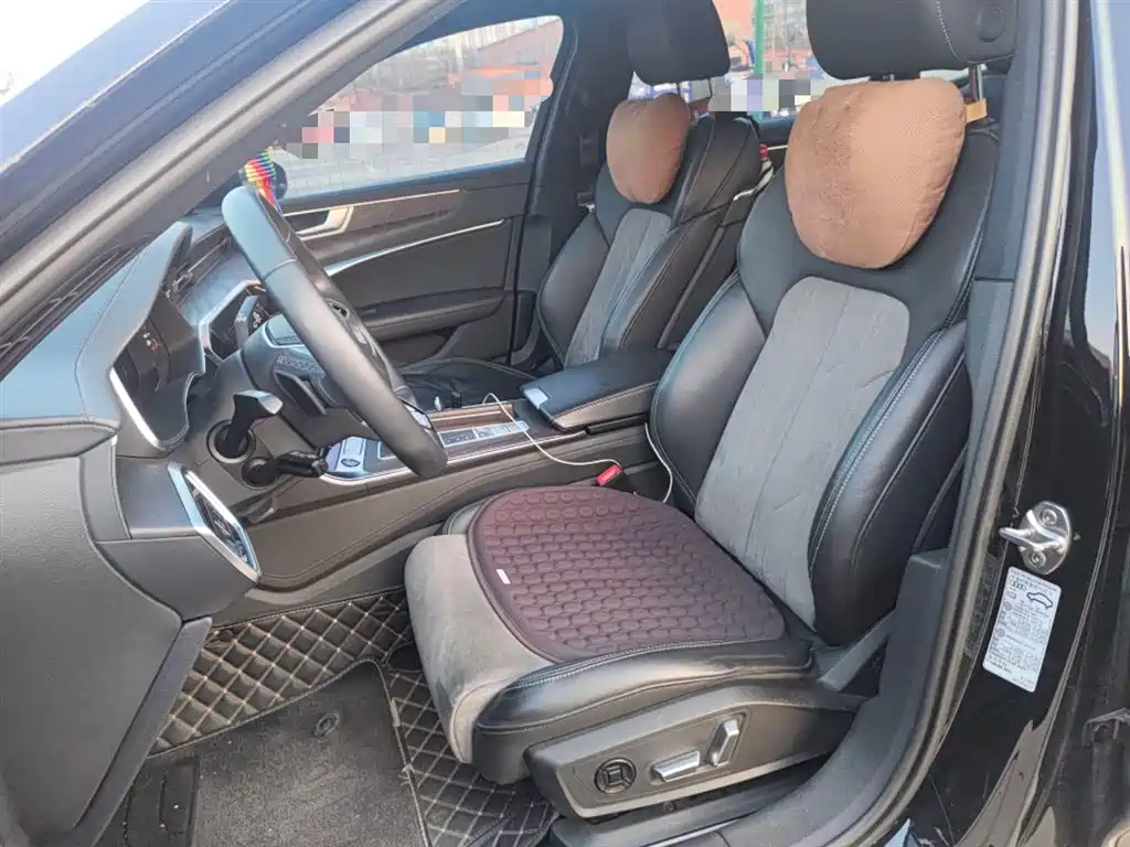 Audi A6L 2023 45 TFSI quattro Premium