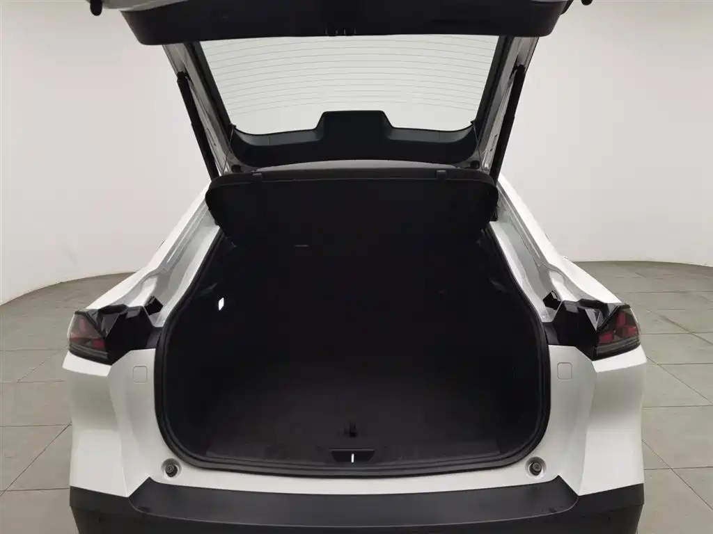 Changan Deepal DARK BLUE L07