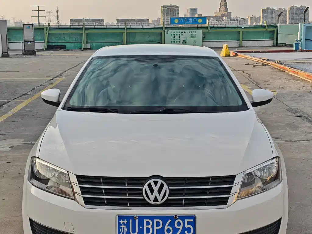 Volkswagen Lavida 2013 Facelift Classic 1.6L Auto Elegant Edition