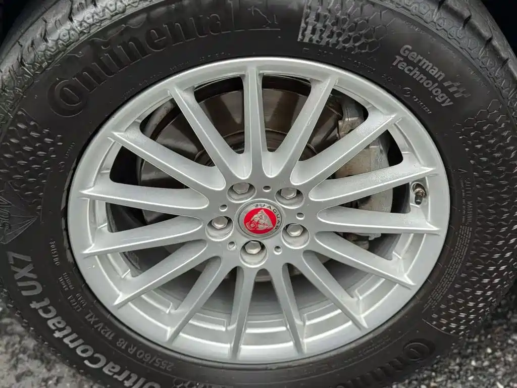 Jaguar F-PACE — миниатюра 17