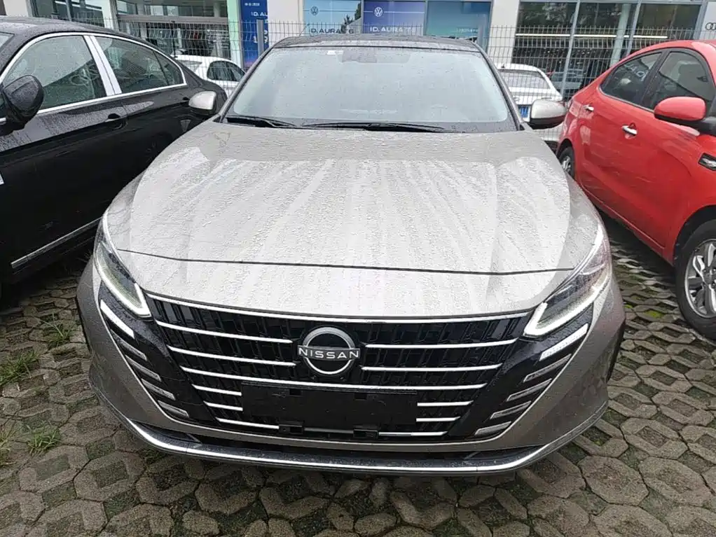Nissan Teana — миниатюра 3