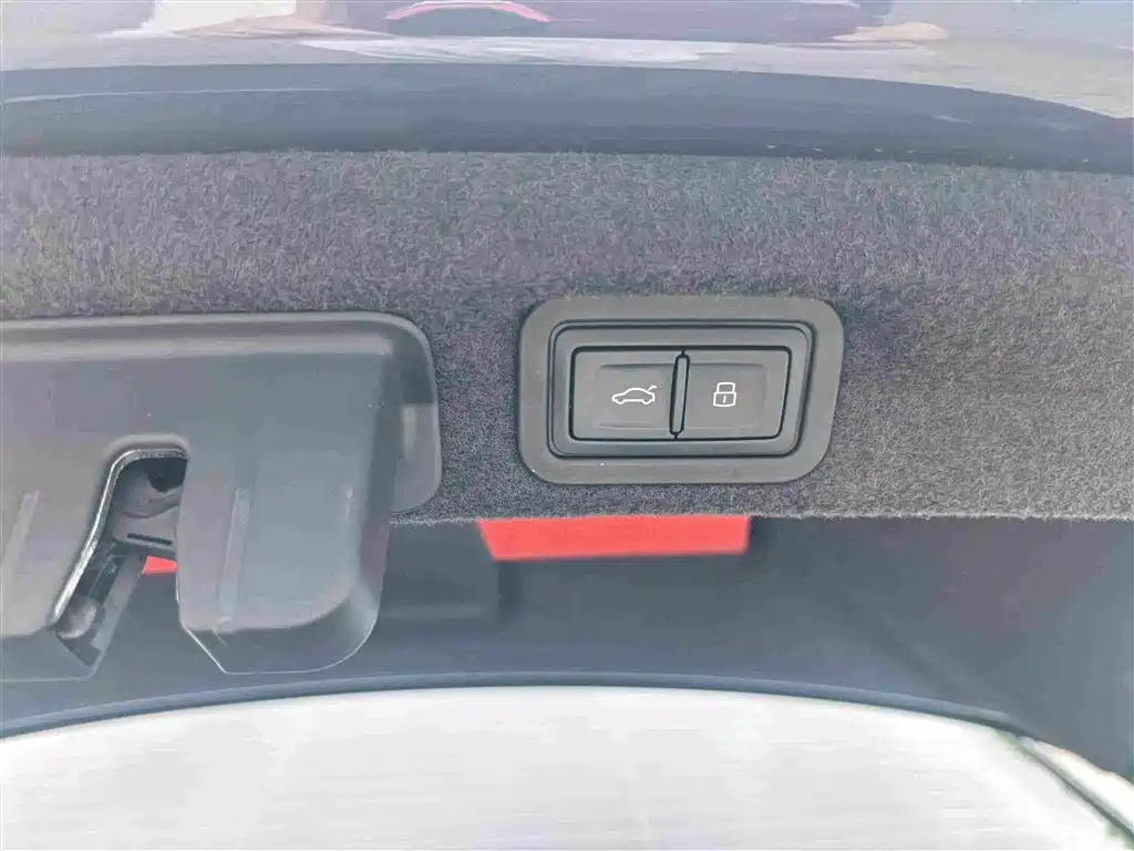 Audi A7L — миниатюра 15