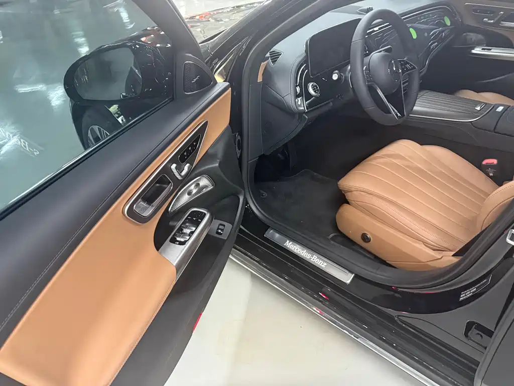 Mercedes-Benz E-Class E 2026 E 300 L Luxury