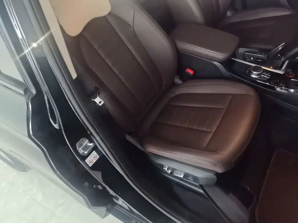 BMW X3 — миниатюра 25