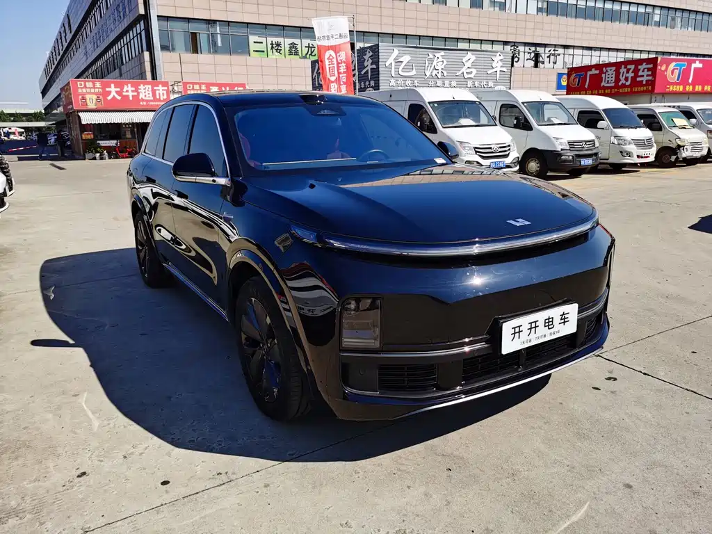 Li Auto Li L8 — миниатюра 3