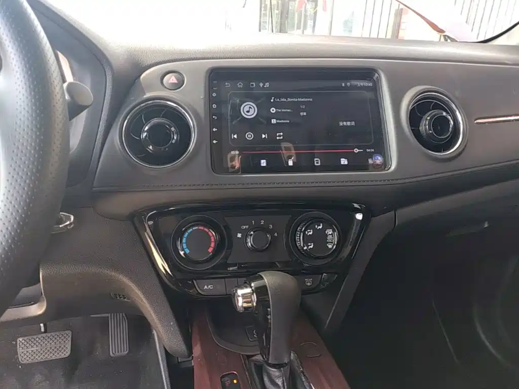 Honda XR-V — миниатюра 13