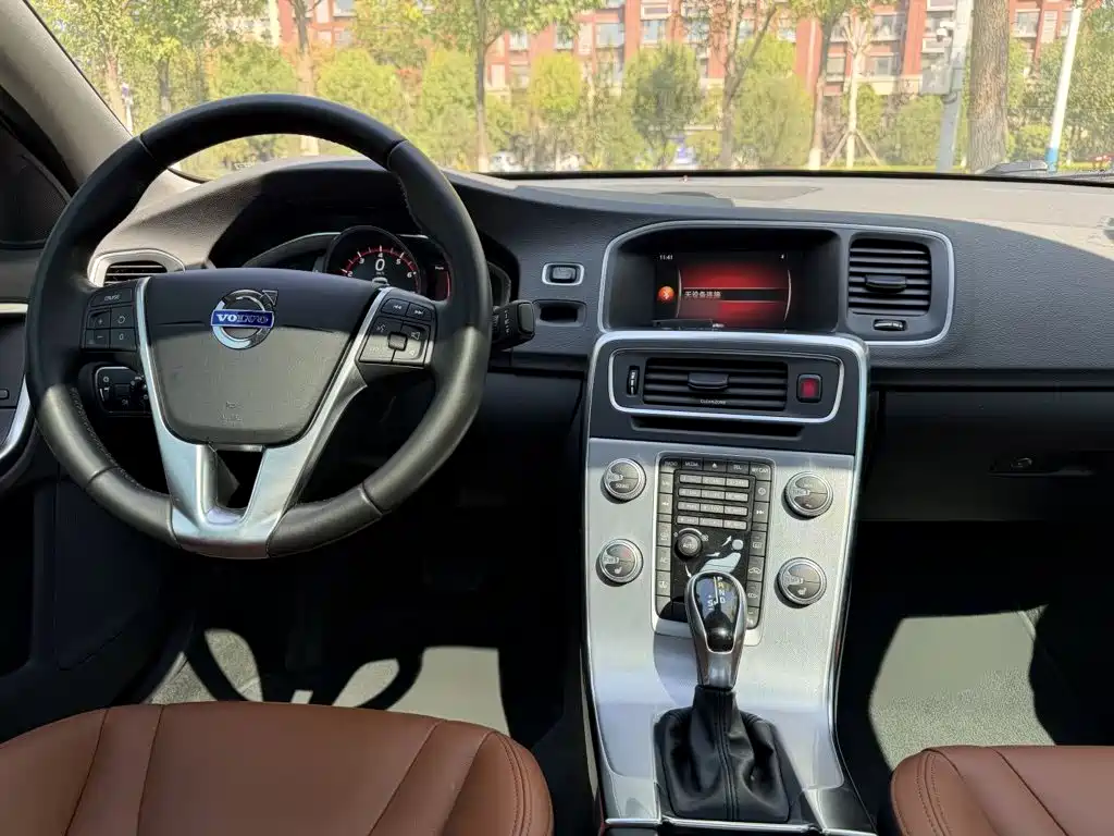 Volvo S60 — миниатюра 14